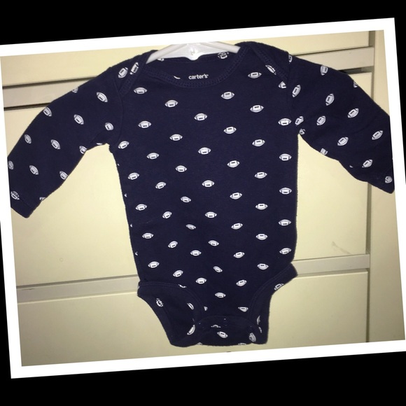•Carters baby boy football themed 4pc. Mix’n’ match outfit set🏈EUC🏈3m - Picture 5 of 7